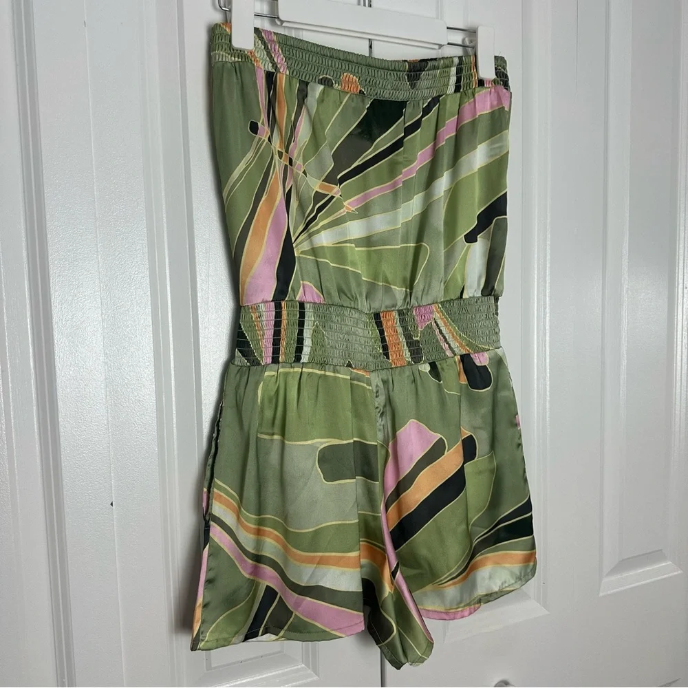 Elan Green Brenna Romper Size Small - Picture 5 of 12
